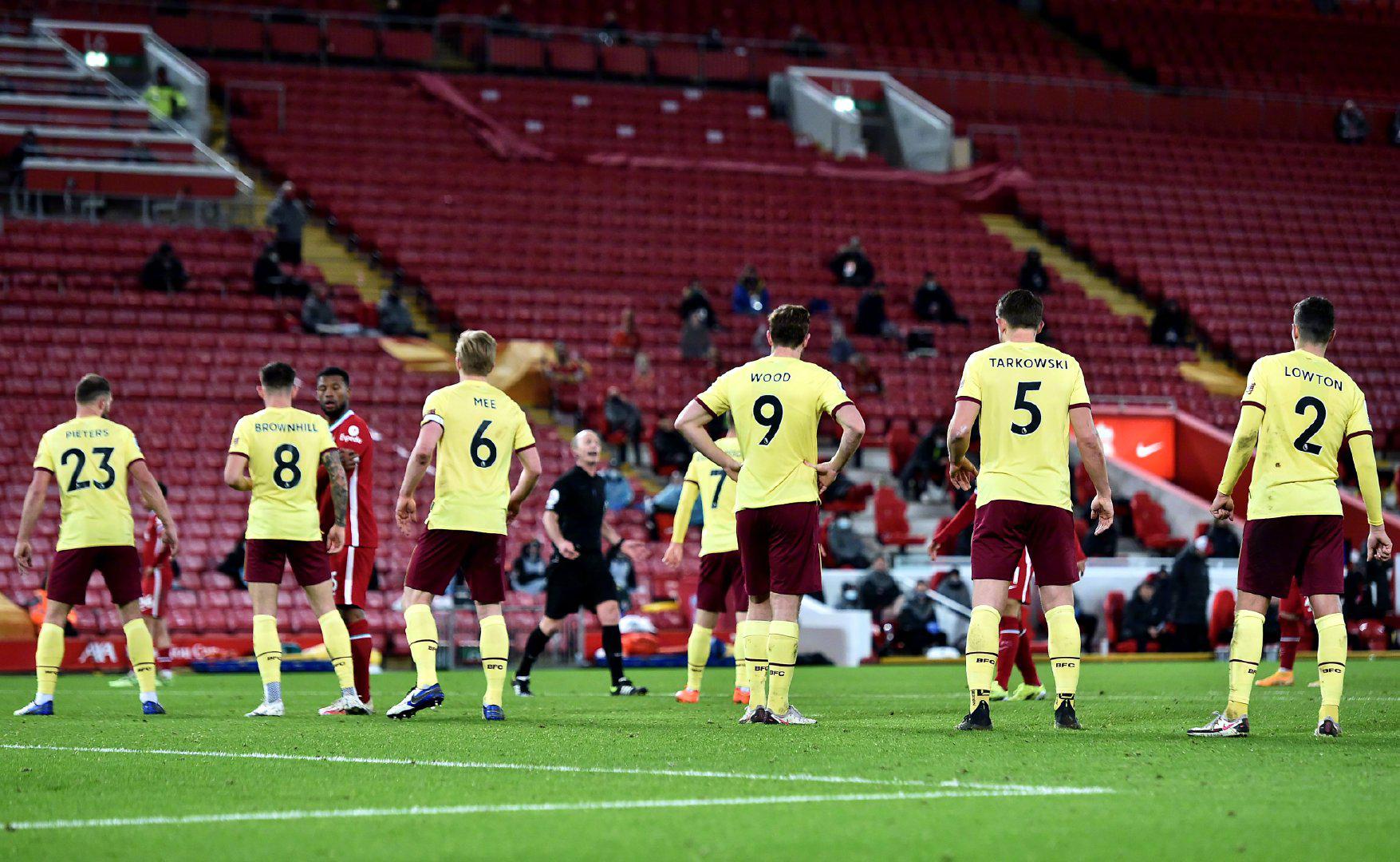 随着球队在 随着球队在